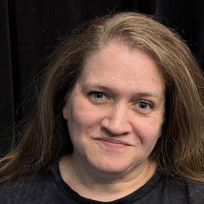 kristen roberts headshot